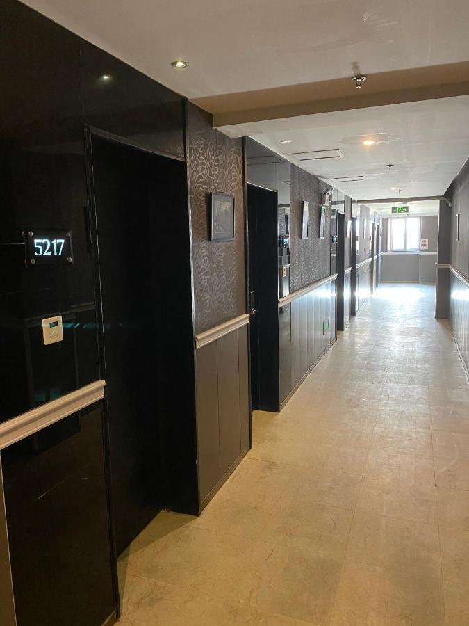 Spring Time Hostel--Nearby Tiananmen Square & Forbidden City & Wangfujing Street & Line 5,6 Subway Nearby,Free Wifi Pekin Zewnętrze zdjęcie